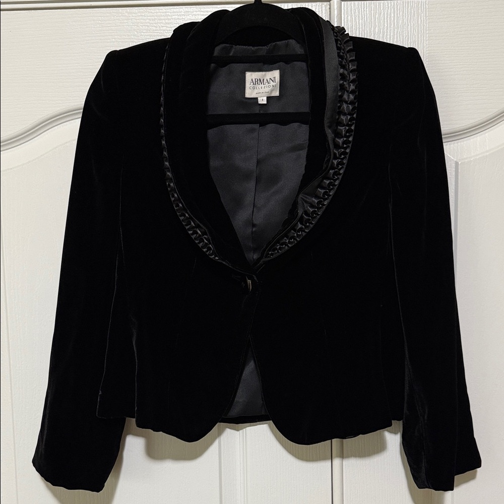 Giorgio Armani Women's Black Velvet Blazer